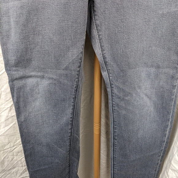 ASOS DESIGN Men's Stretch Slim Jeans Sz 32 - Picture 4 of 10